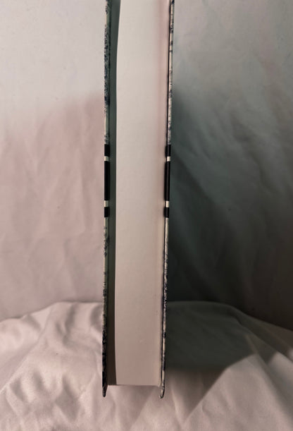 Aufklappbares Hardcover no. 8